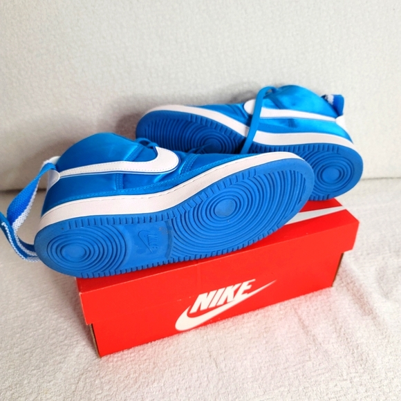 NIKE. /  SIZE 6Y  /  FLAWLESS - Picture 5 of 7